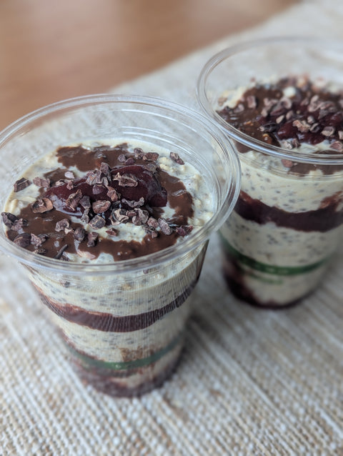 Breakfast: Cherry Cacao Protein Oats (Vegan)