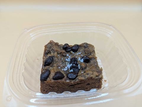 Dessert: Chocolate Chip Cookie Dough Blondies (Vegan)