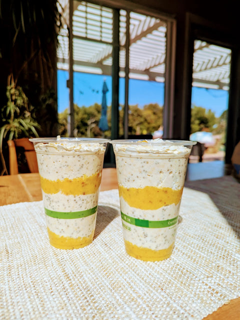 Breakfast: Coconut Mango Tropical Oats (Vegan)