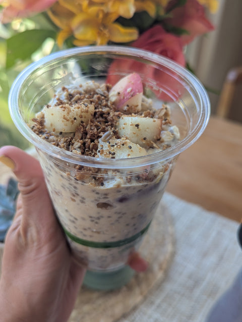 Breakfast: Peaches n Cream Protein Oats (Vegan)
